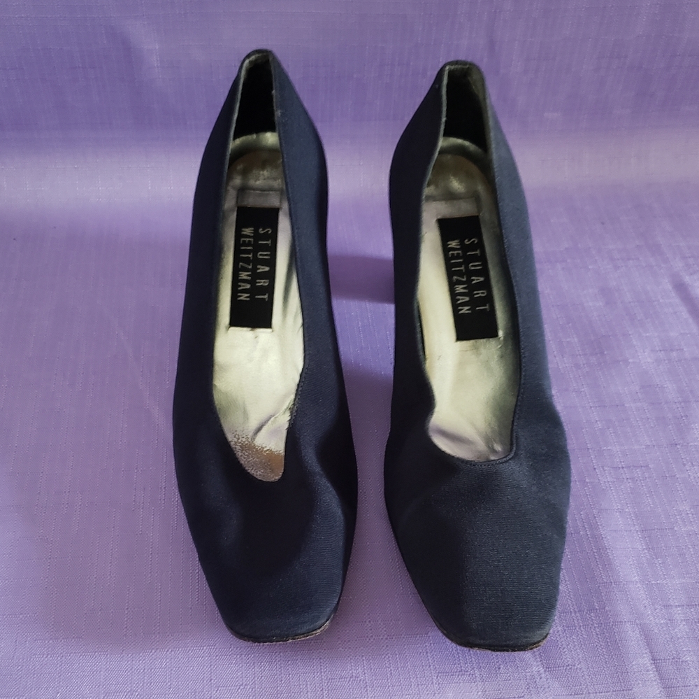Stuart Weitzman Size 6 Navy Blue Satin Pumps 2.25"